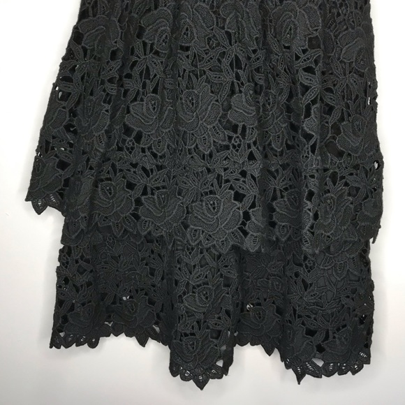 H&M Tiered Sleeveless Lace Dress in Black 6 - Picture 7 of 9
